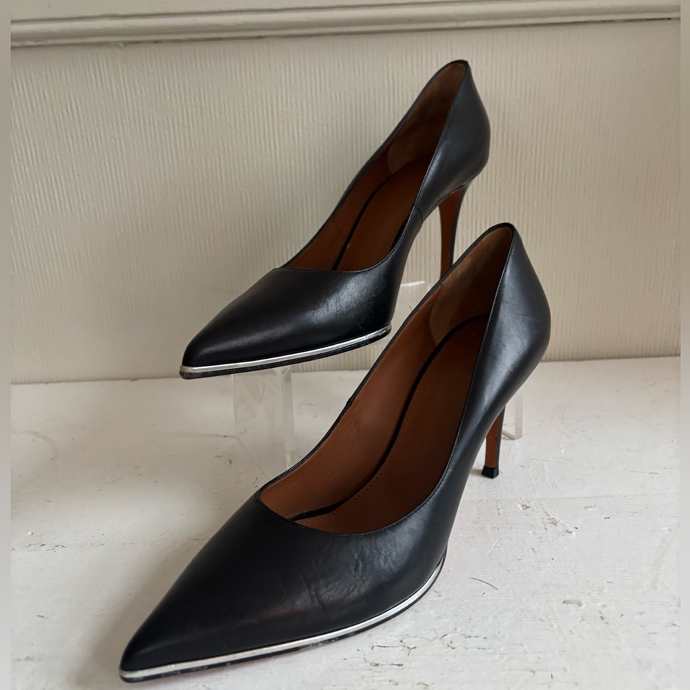 Givenchy Black Leather Pumps with Silver Trim // 39.5